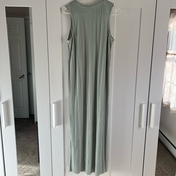 Sage maxi dress - Picture 2 of 4